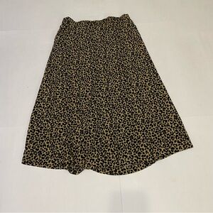⭐️ Old Navy Leopard Print A-Line Skirt🍁